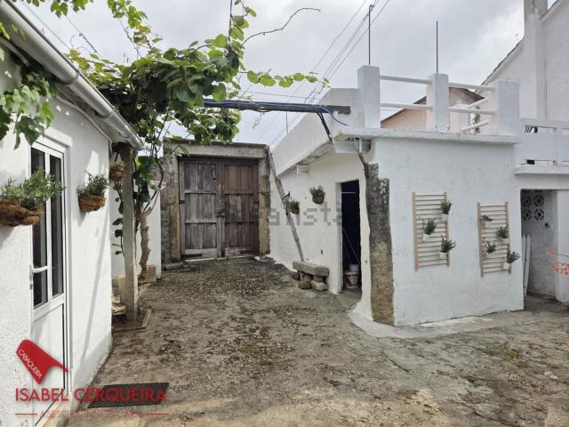 Chalet, O Rosal