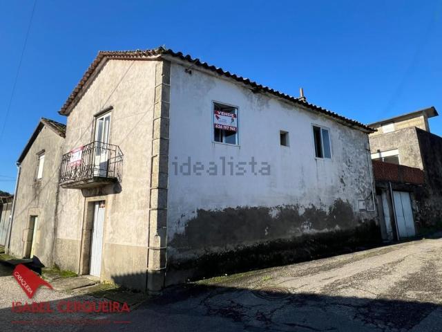 Chalet, O Rosal