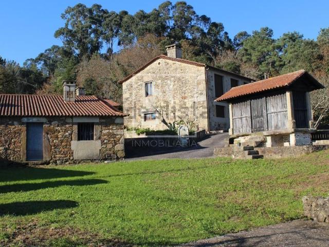 Chalet, O Rosal