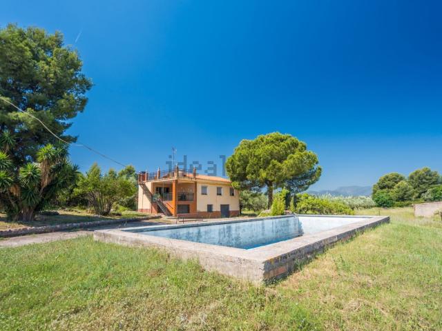 Chalet, Onda