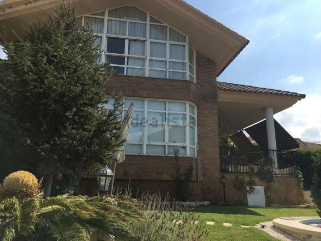Chalet, Onda