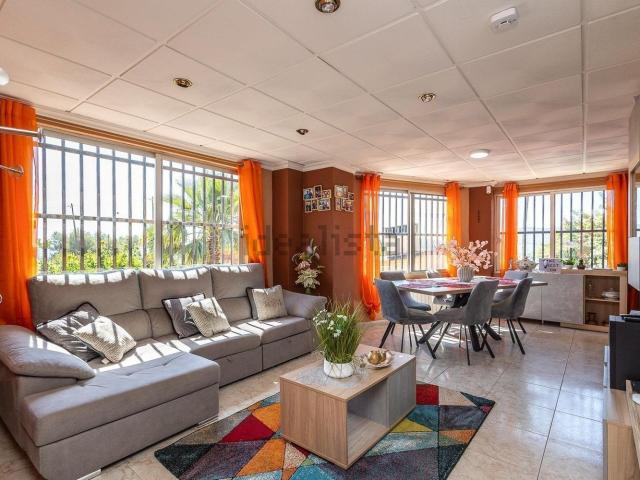 Chalet, Onda