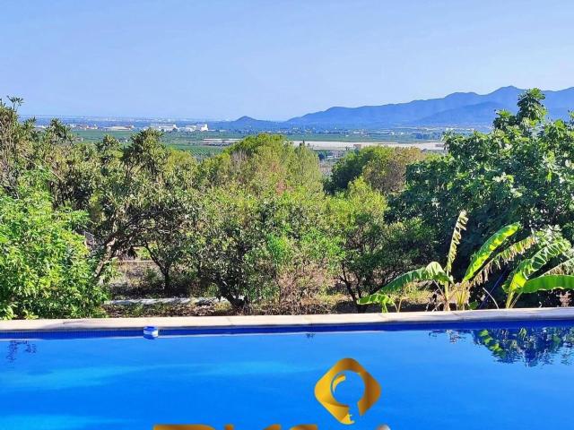 Chalet, Onda