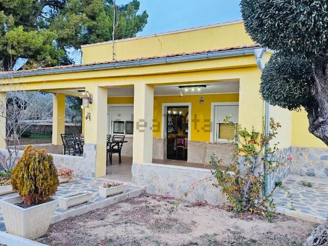 Chalet, Onil