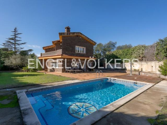 Chalet, Òdena