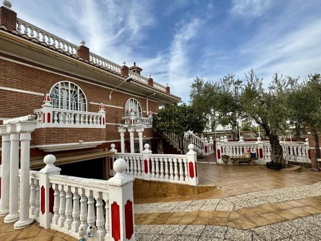 Chalet, Ogijares