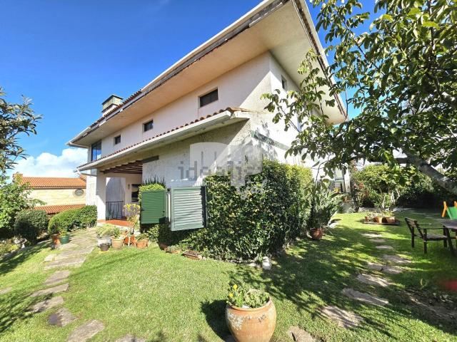 Chalet, Oia, Vigo