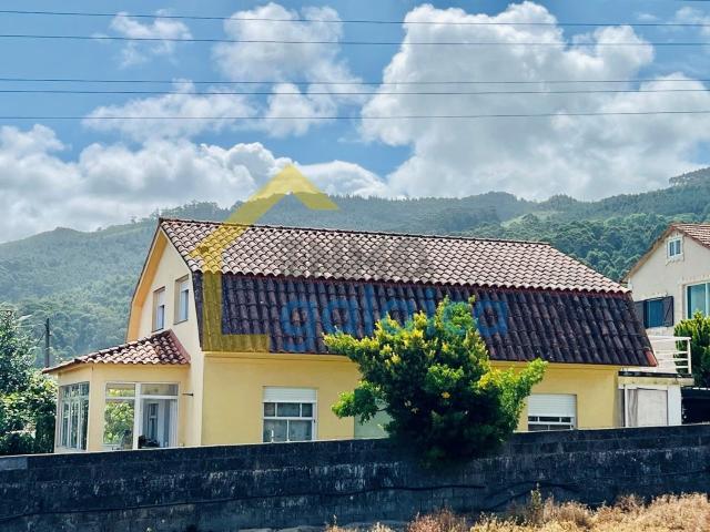 Chalet, Oia, Vigo