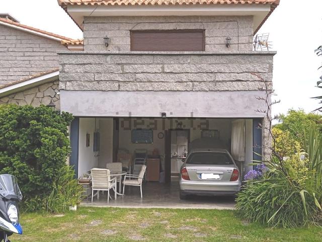Chalet, Oia, Vigo