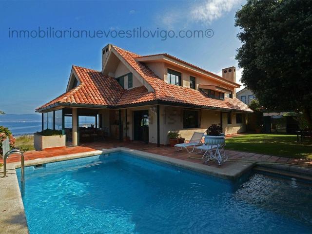 Chalet, Oia, Vigo