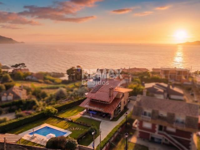 Chalet, Oia, Vigo