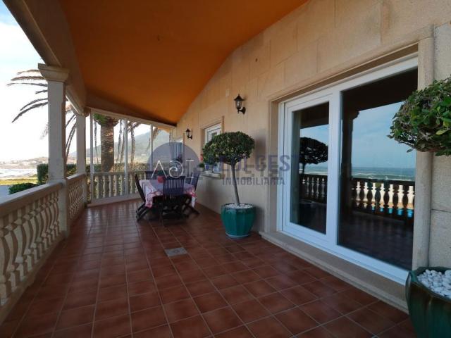 Chalet, Oia