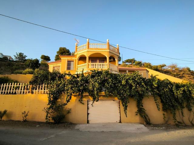 Chalet, Olías, Málaga
