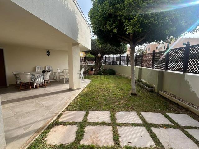 Chalet, Oliva