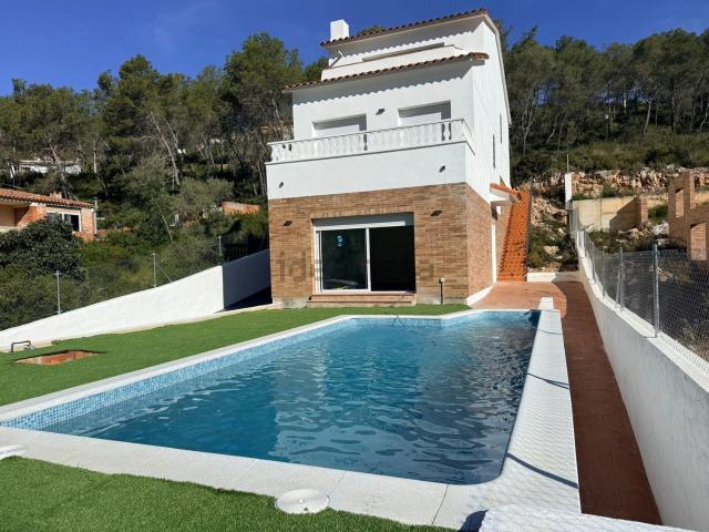 Chalet, Olivella