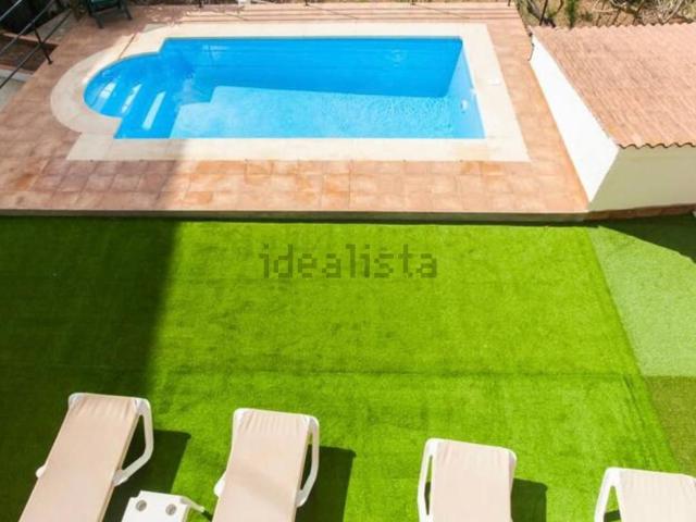 Chalet, Olivella