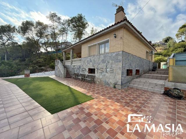 Chalet, Olivella