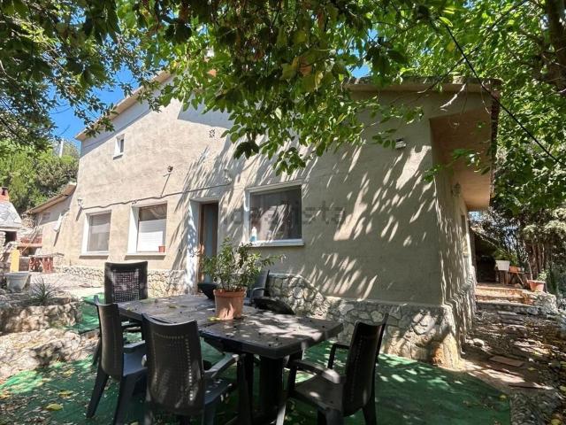 Chalet, Olivella