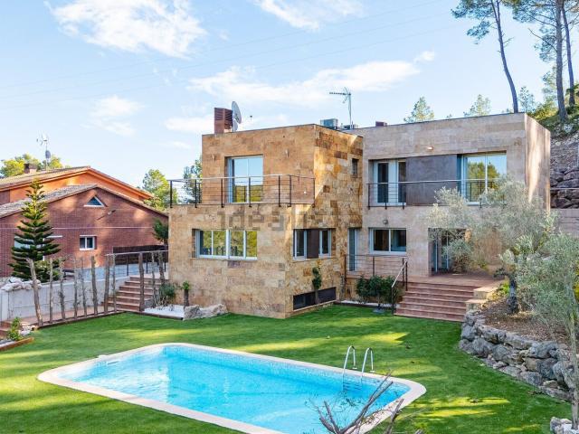 Chalet, Olivella