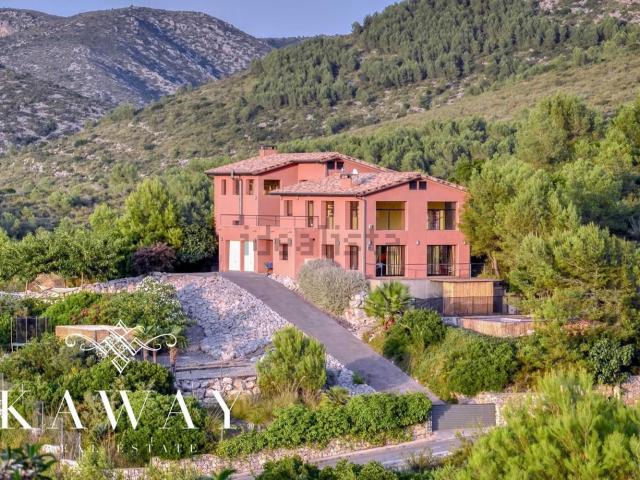 Chalet, Olivella