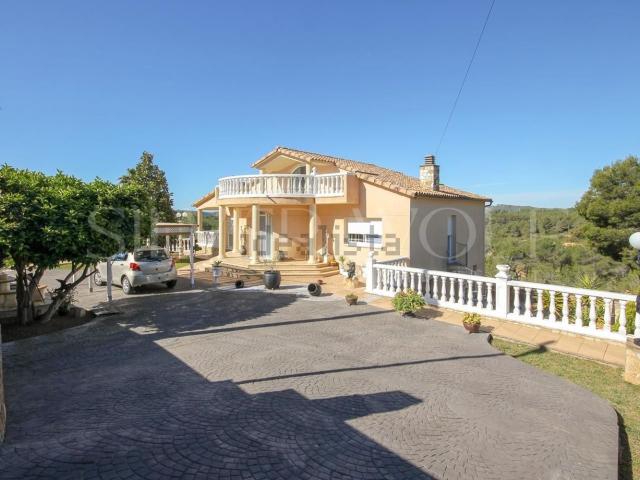 Chalet, Olivella