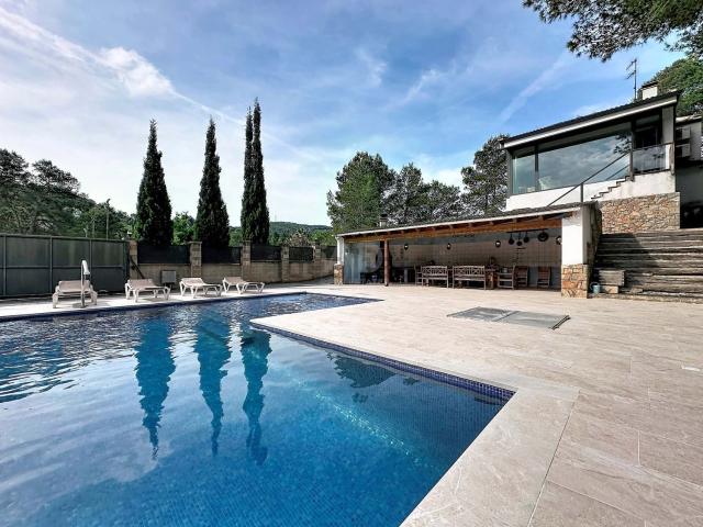 Chalet, Olivella