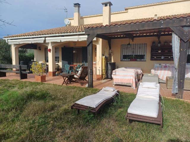 Chalet, Olivella