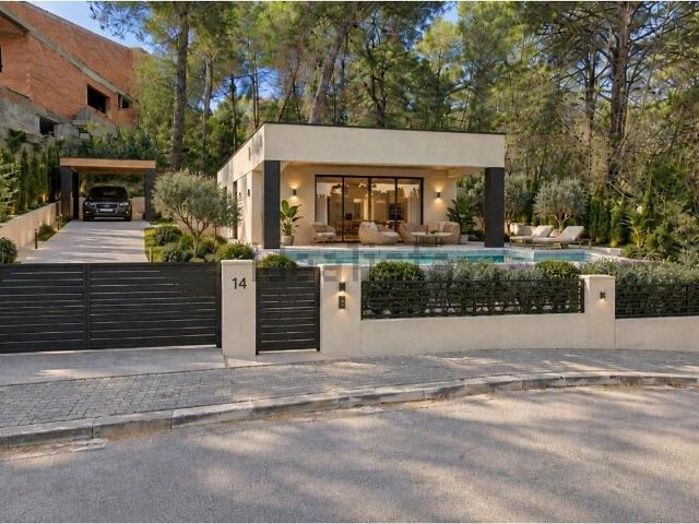 Chalet, Olivella