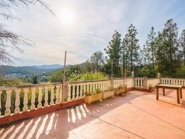 Chalet, Olivella