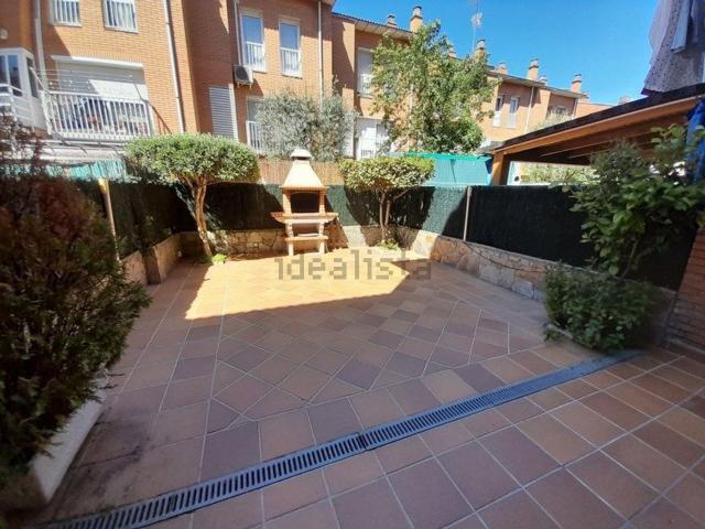 Chalet, Olot