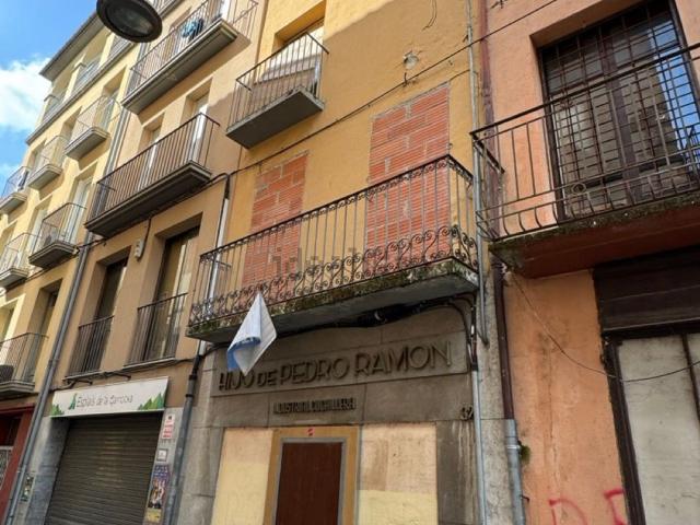 Chalet, Olot