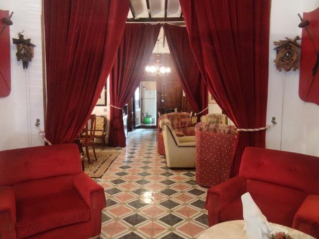 Chalet, Orba