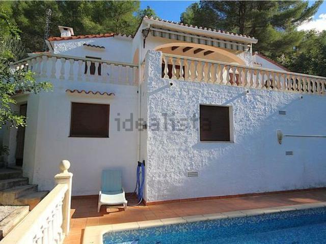 Chalet, Orba