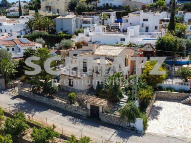 Chalet, Orba