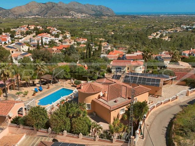 Chalet, Orba
