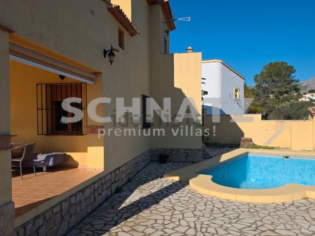 Chalet, Orba