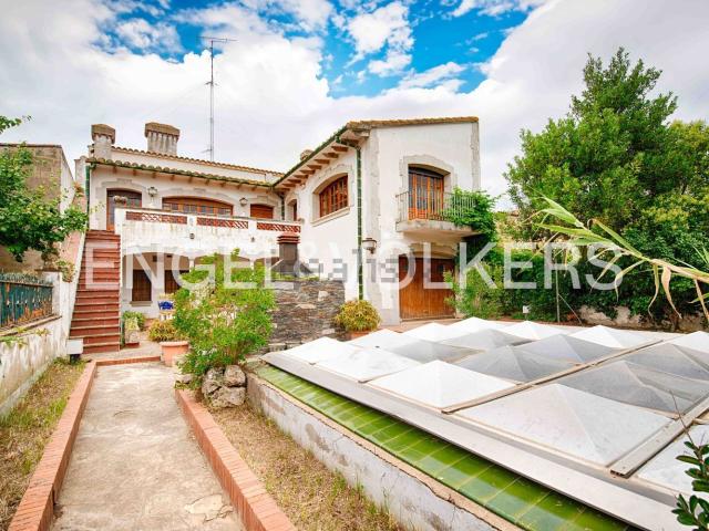Chalet, Ordis