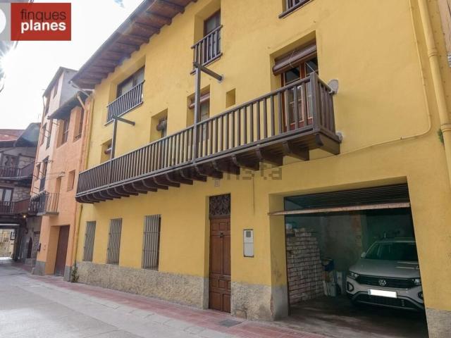 Chalet, Organyá