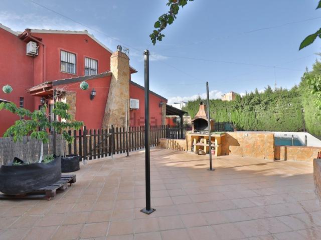 Chalet, Otura