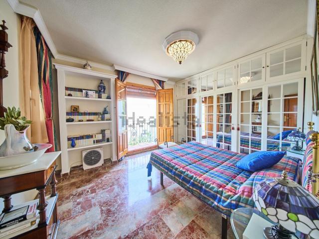 Chalet, Otura