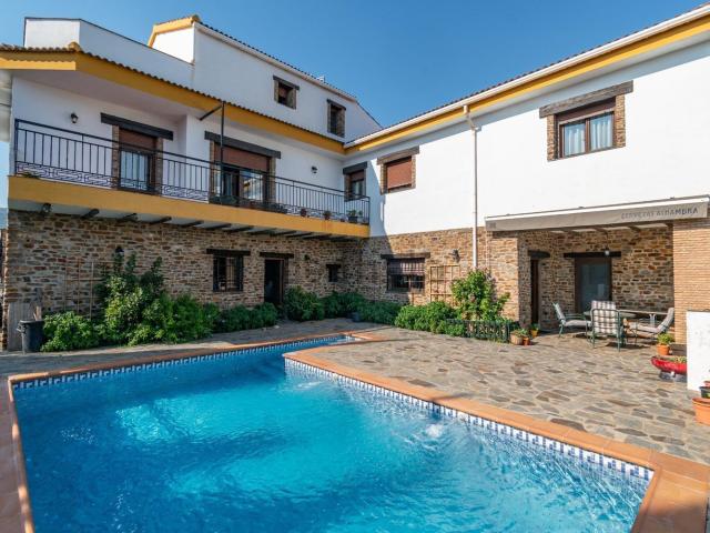 Chalet, Otura