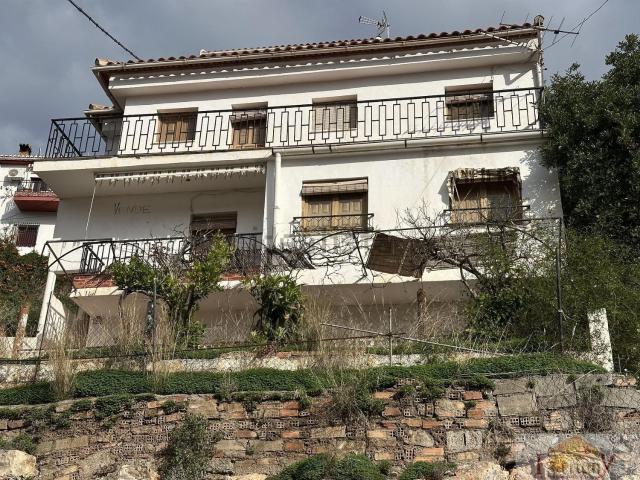 Chalet, Otivar