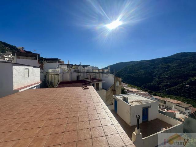 Chalet, Otivar