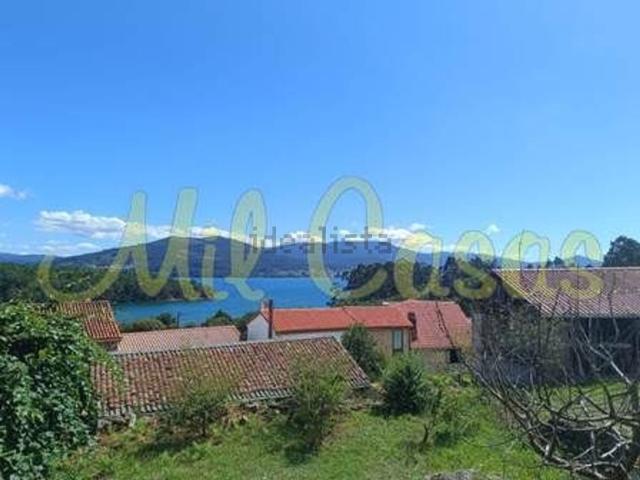Chalet, Outes
