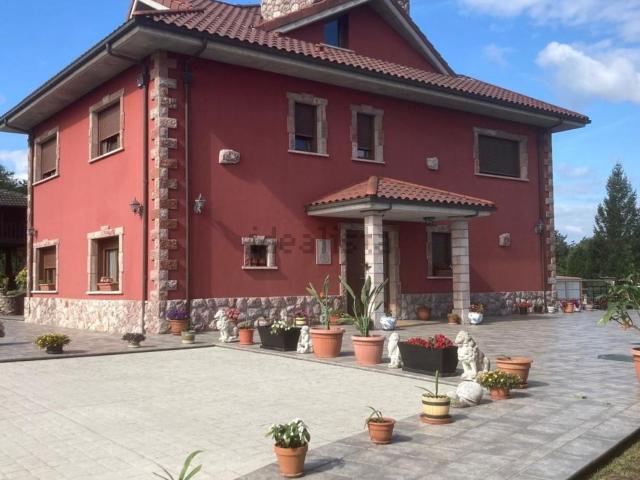 Chalet, Oviedo