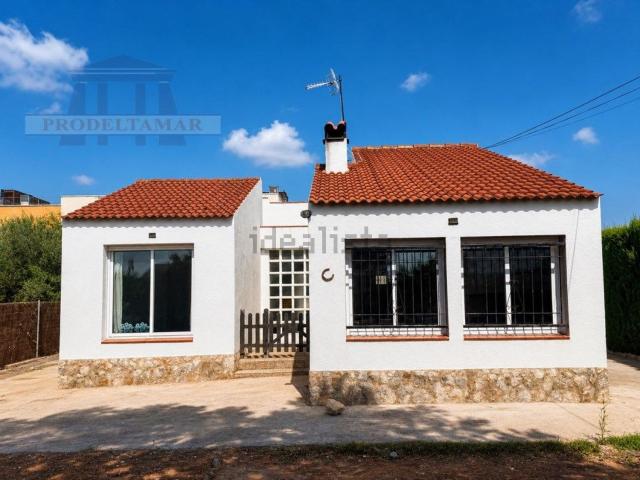 Chalet, L&apos Ampolla