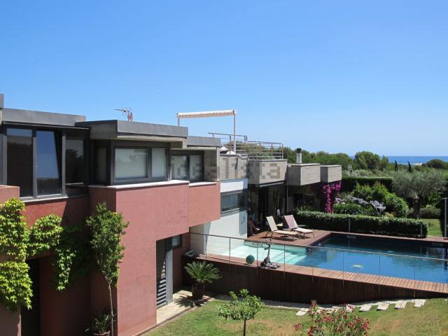 Chalet, L&apos Escala