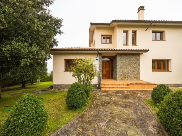 Chalet, L&apos Esquirol