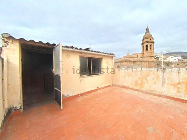Chalet, Loja