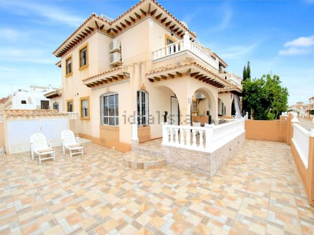 Chalet, Lomas de Cabo Roig, Orihuela